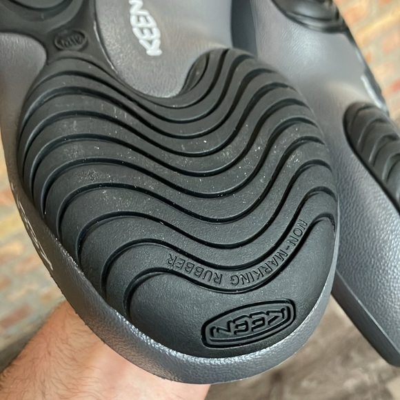 KEEN - Picture 13 of 17